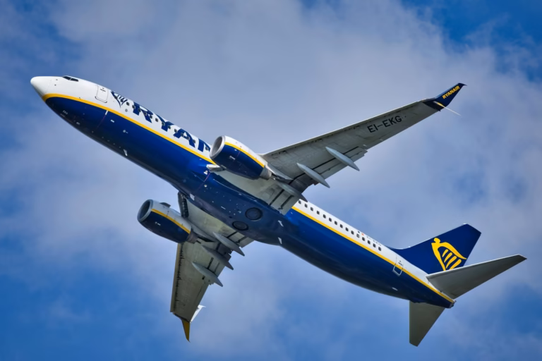 Ручна поклажа Ryanair: актуальні правила, розміри, вага та що можна брати на борт